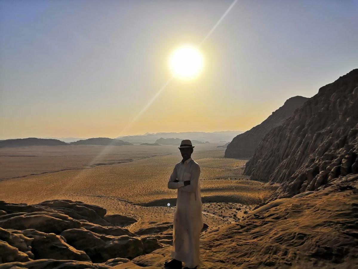 Friend Wadi Rum Esterno foto