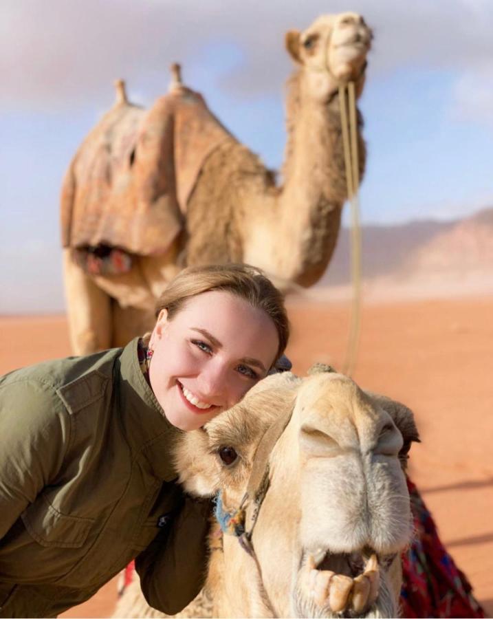 Friend Wadi Rum Esterno foto