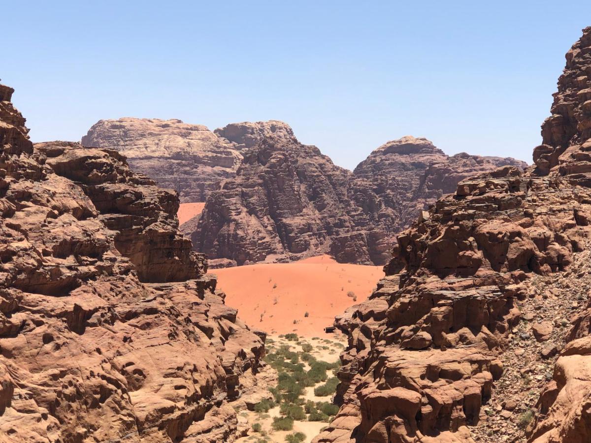 Friend Wadi Rum Esterno foto